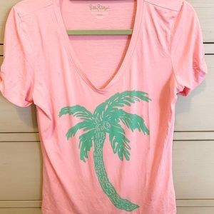 Lilly Pulitzer Palm Tree Graphic V Neck Tee